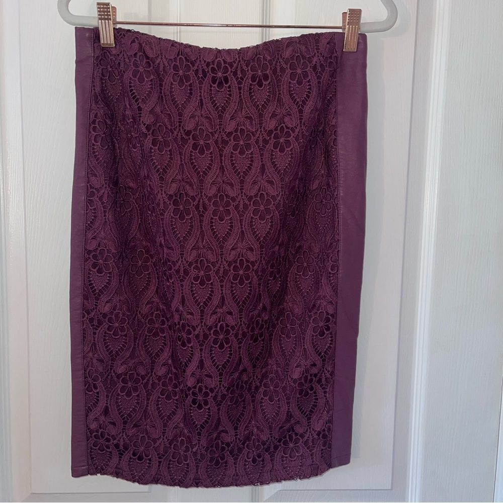 Kardashian Kollection purple lace front & back w/vegan side panel pencil skirt 6